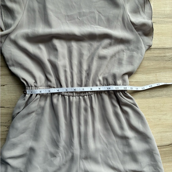 Aritzia Wilfred Fleurette Jumpsuit Ruffled Sleeves Elastic Waist Back Keyhole - Picture 6 of 11